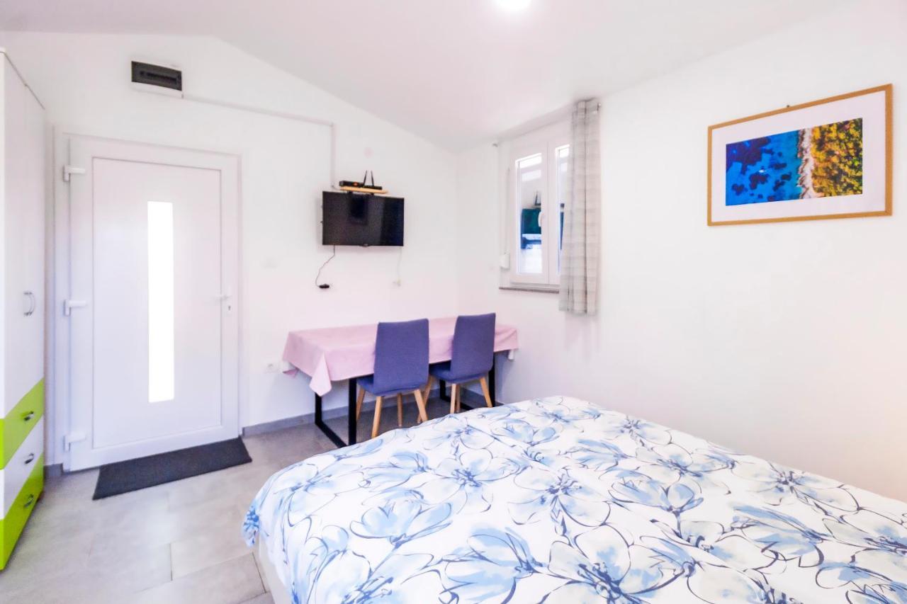 Apartment & Studio Gortan Ferienwohnung Marcana, Pula, Istria Istrien エクステリア 写真